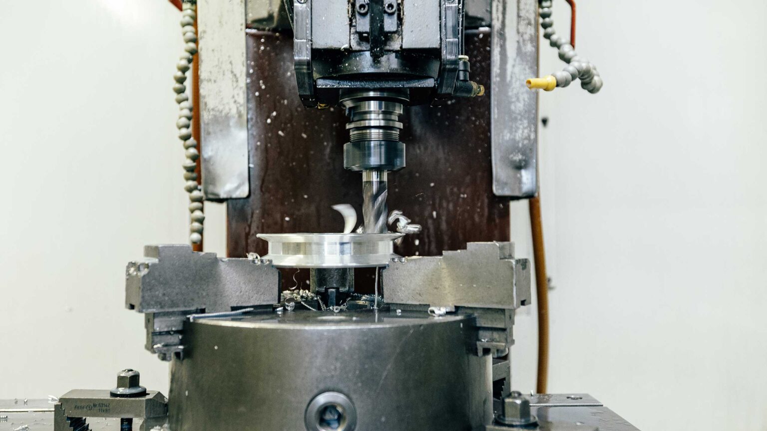 nuw-umlenkrolle-produktion-02